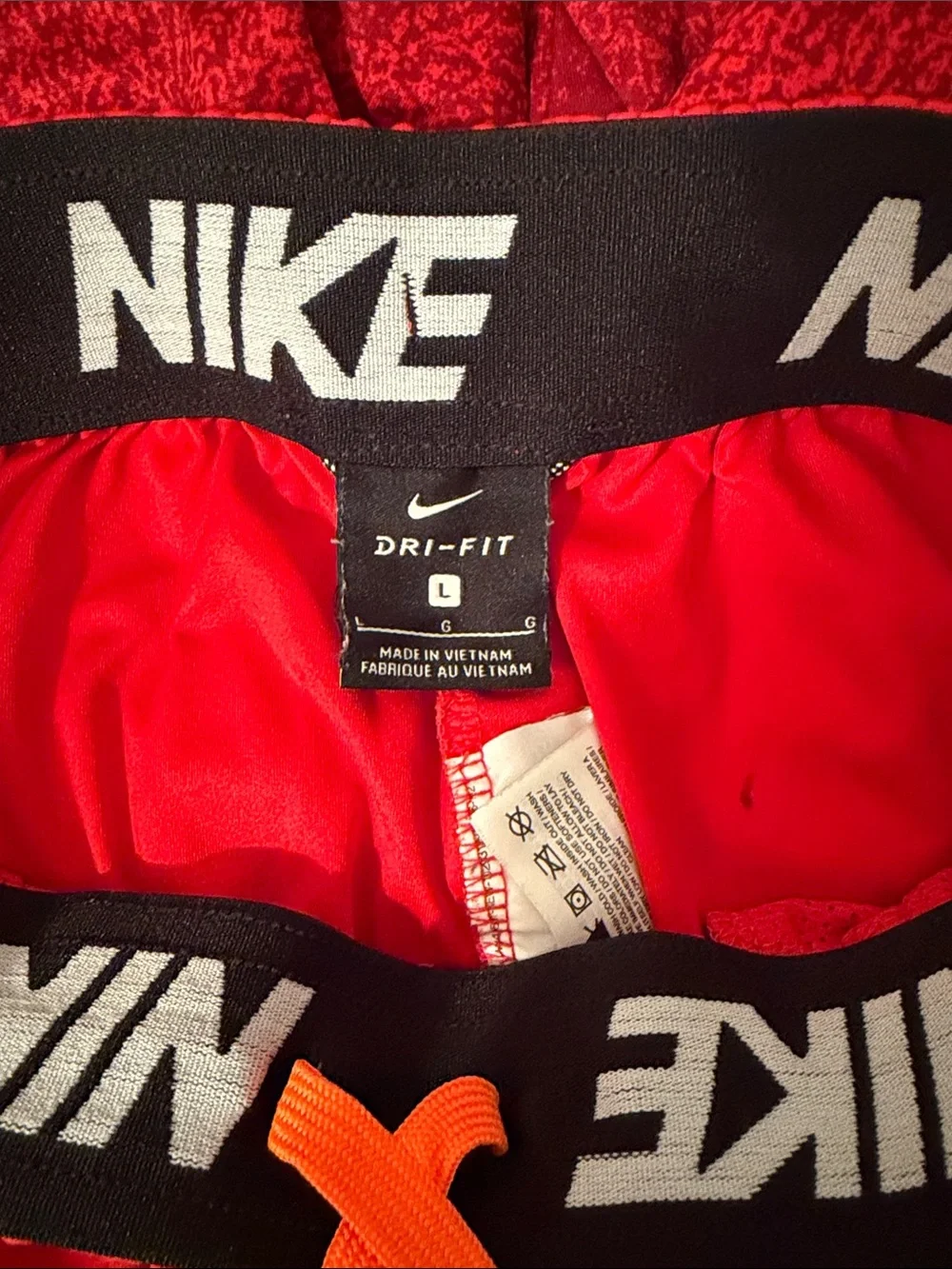 Nike bold red